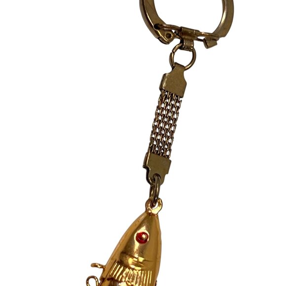 Vtg Articulated Body Fish Goldtone Keychain Koi Red Eyes Tin Jointed Wiggle - Picture 4 of 6